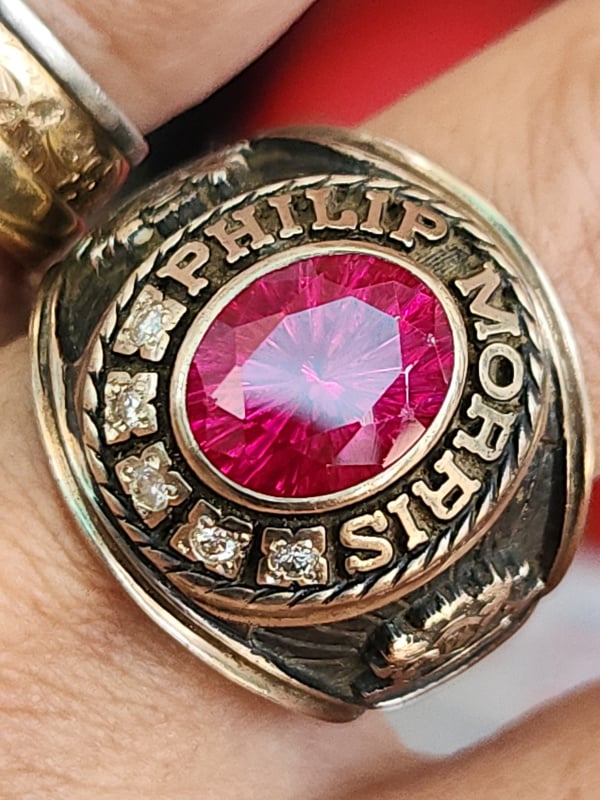 nhẫn mỹ xưa bá cấm vàng đính xoàn thiên nhiên