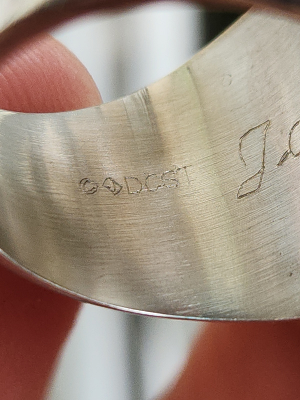 nhẫn mỹ xưa trường học ốp vàng Jostens DCST