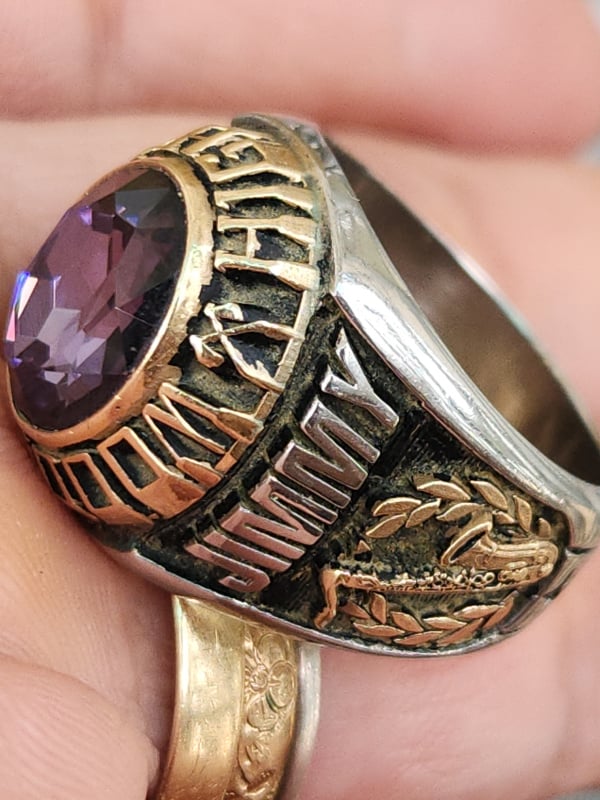 nhẫn mỹ xưa trường học ốp vàng Jostens DCST