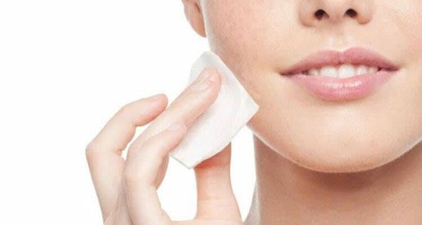 dị ứng khăn ướt