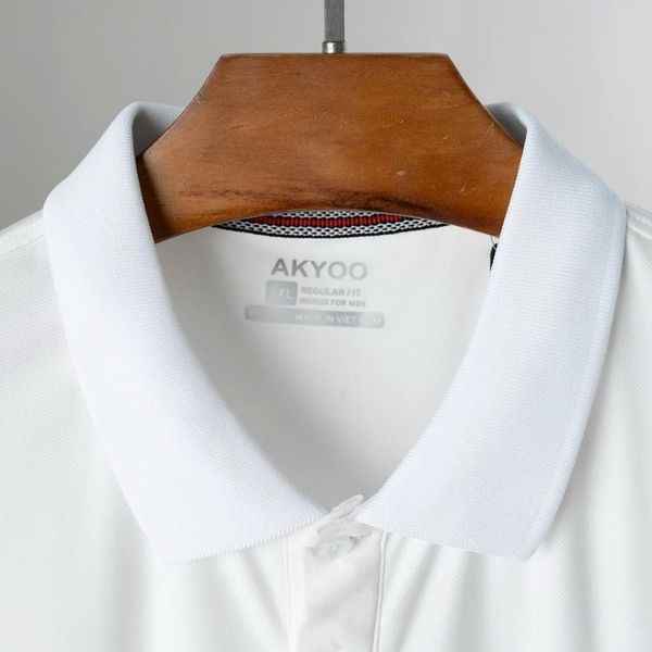 Chi tiết áo polo trắng thể thao big size nam AKYOO