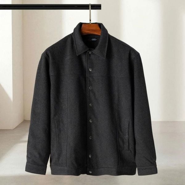 Mặt trước áo khoác Twill Big Size nam xám than cúc bấm