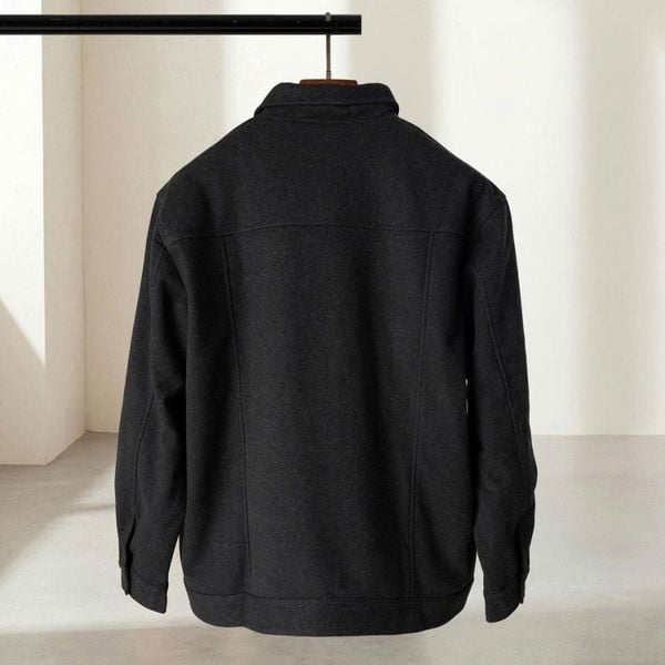 Mặt sau áo khoác Twill Big Size nam form Regular Fit