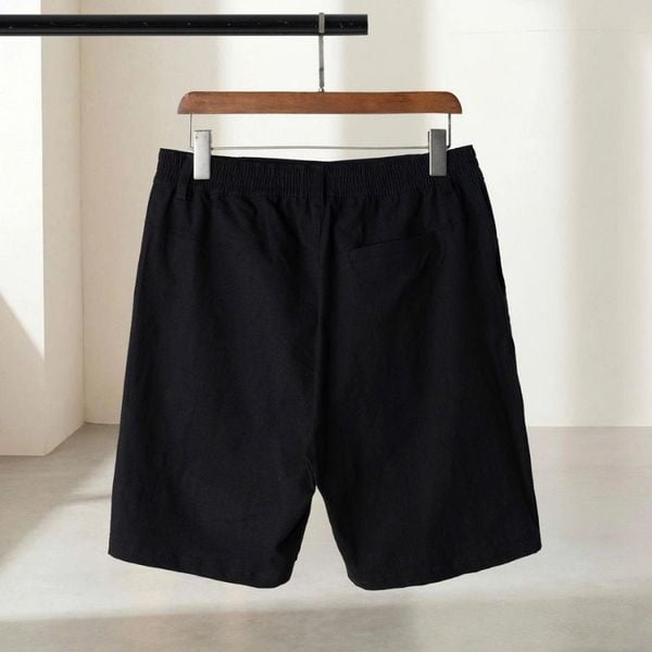 Mặt sau quần short đũi đen big size nam AKYOO với túi sau