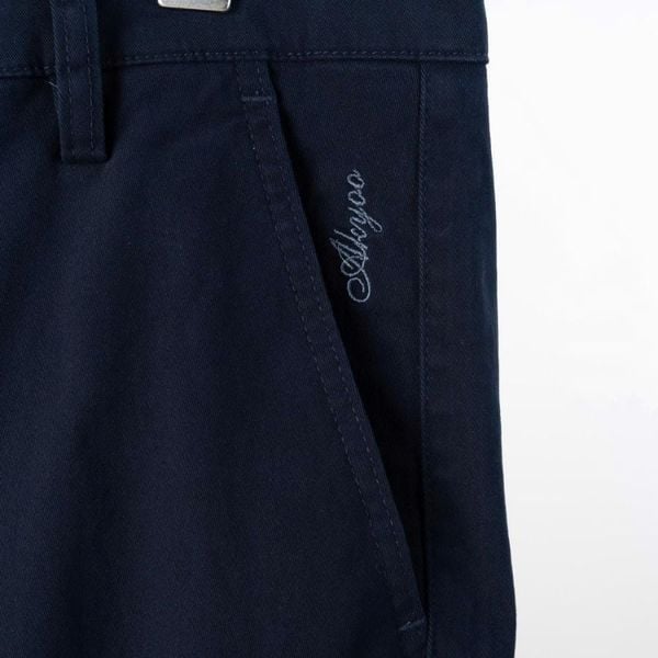Chi tiết khóa kéo quần short kaki xanh than big size nam AKYOO