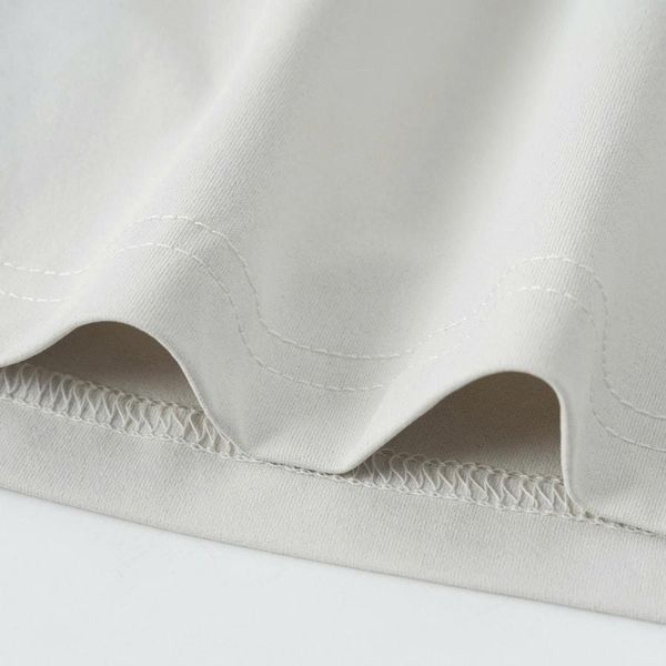 Bề mặt vải Polyester PTT của quần short thun xám