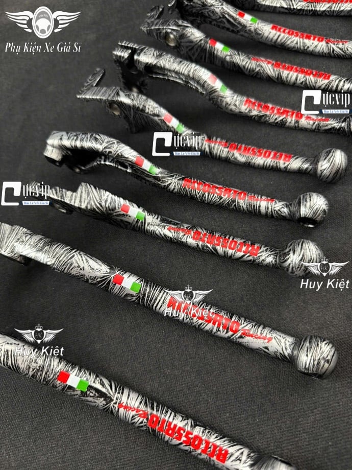 (CARBON TINH THỂ) Cặp Tay Thắng Carbon TINH THỂ Mod Chữ Rccossrto Gắn Vario, Click, AB, Vision, SH, Exciter, Winner, Raider, Satria, Mio, Luvias, Nouvo, Lead, PS, Dylan, Wave, Sirius, Future MS6764