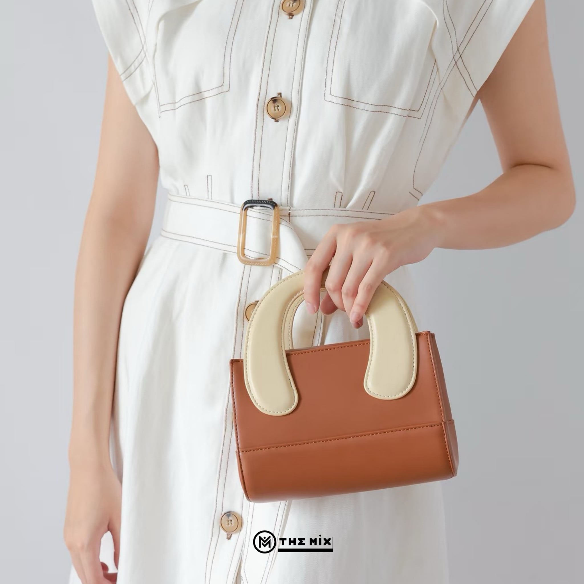 Túi Jonbag Chữ Nhật Màu Da Bò Kem