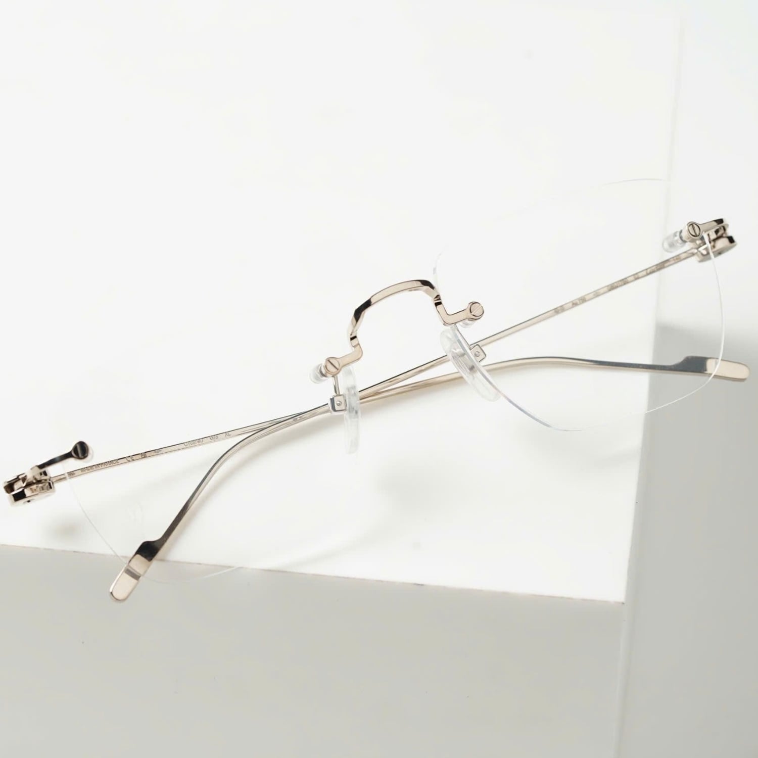 Cartier CT0379O Kính Không Gọng Đúc Vàng Nguyên Khối 18K – Tem Chính Hãng Vinaoptic