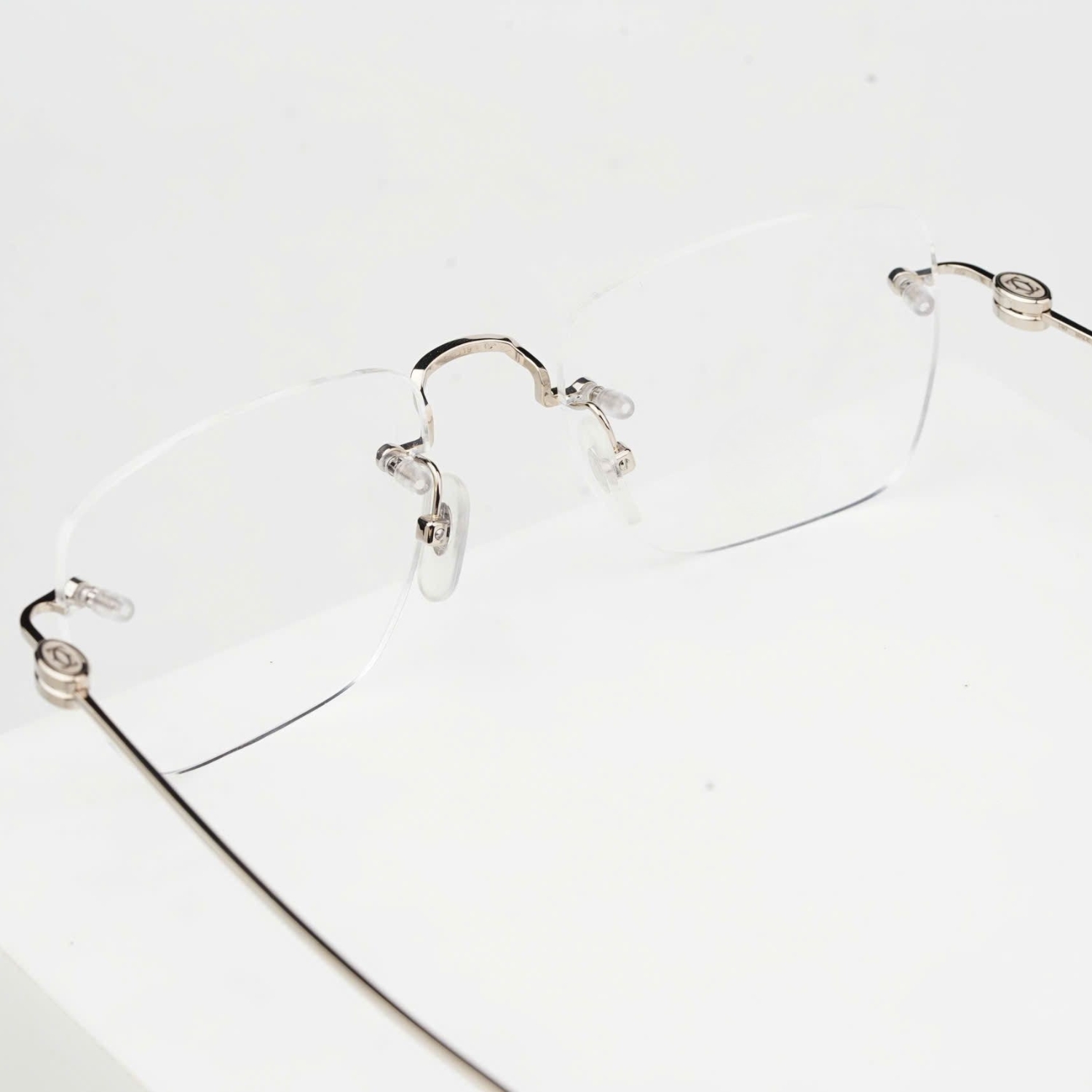 Cartier CT0379O Kính Không Gọng Đúc Vàng Nguyên Khối 18K – Tem Chính Hãng Vinaoptic