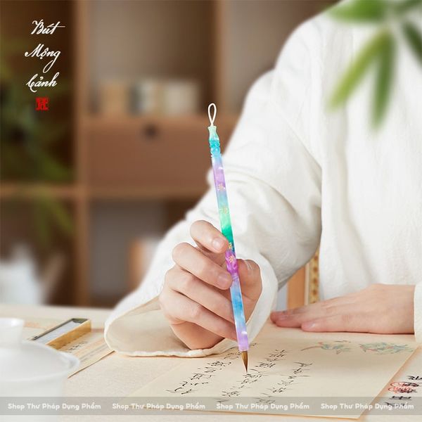 Bút lông thư pháp Mộng Cảnh cỡ chữ trung khải lông kiêm hào