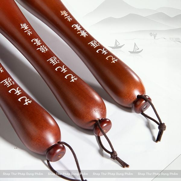 Bút lông thư pháp viết chữ cỡ lớn đại tự viết câu đối