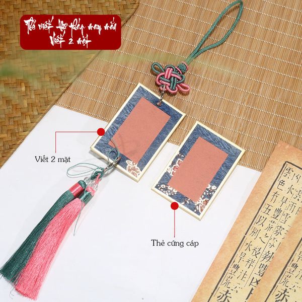 Thẻ may mắn viết thư pháp dây tua rua treo trang trí