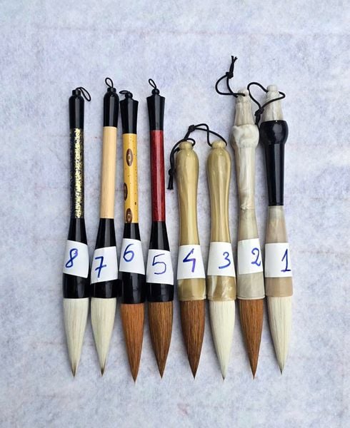 Lô bút lông đại tự giá rẻ đồng giá 8 mẫu phù hợp viết câu đối đại tự