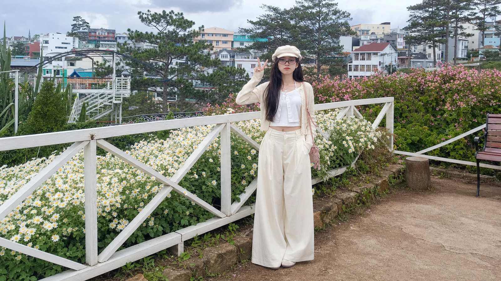Mùa xuân nên ưu tiên layer nhẹ, màu sáng và chất liệu mềm ở Đà Lạt
