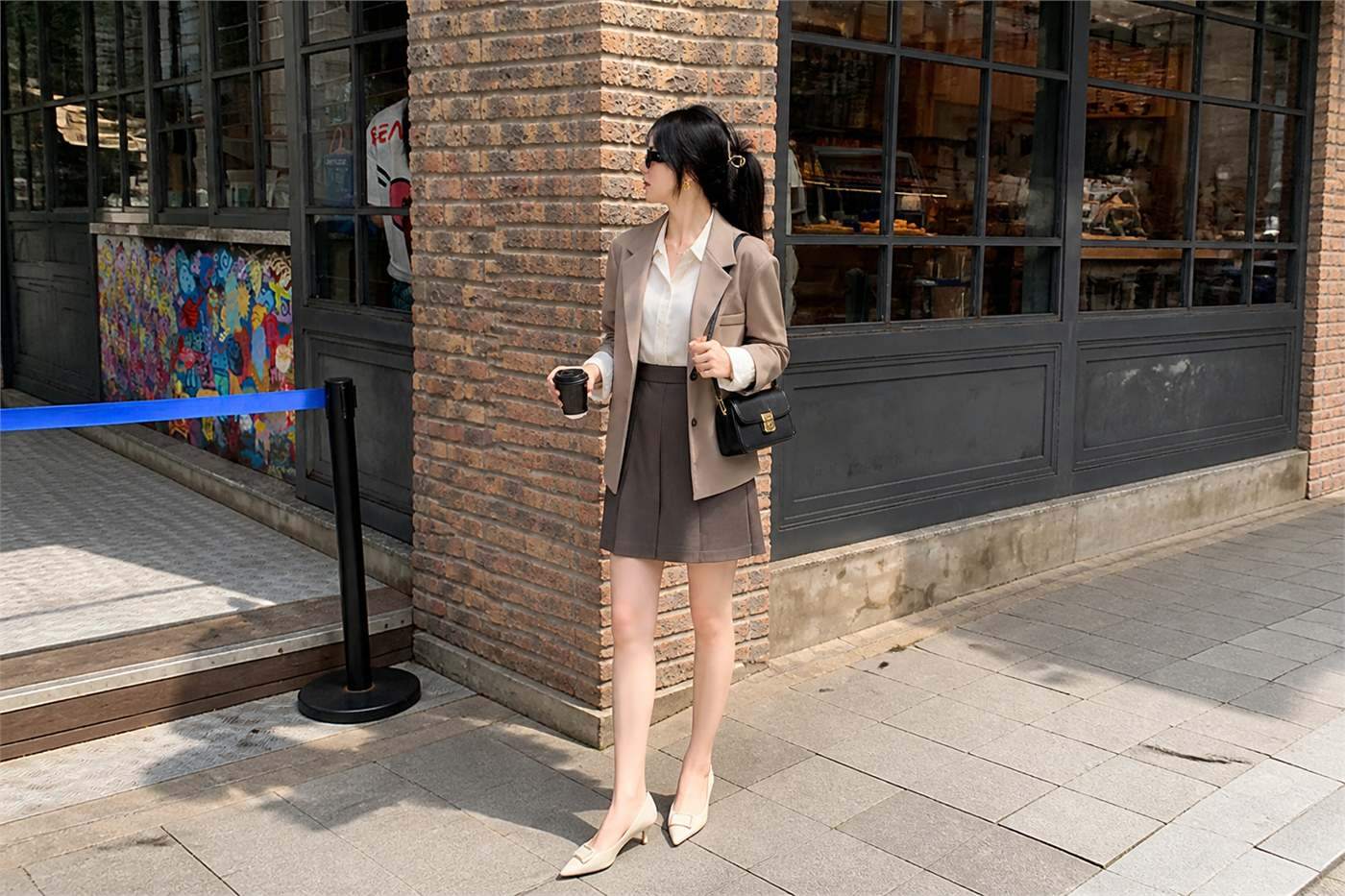Lưu ý chọn đồ công sở nữ đẹp, thanh lịch và không cứng tuổi
