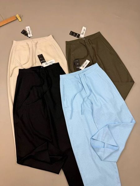 Navee Shop Nha Trang với quần áo basic và trendy