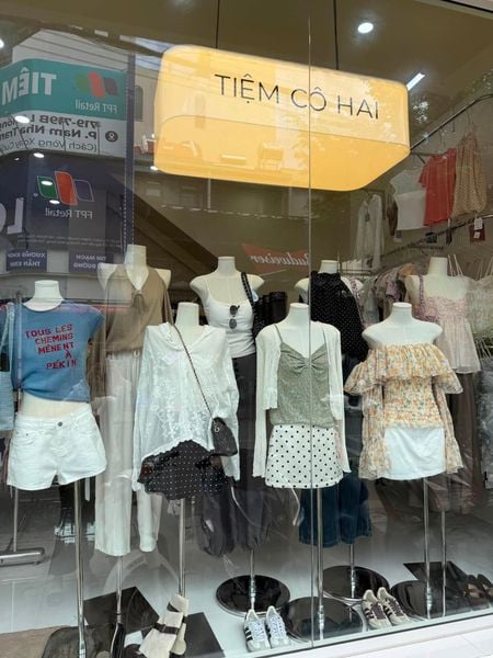 Tiệm Cô Hai Nha Trang với đồ nữ nhiều mẫu, dễ chọn