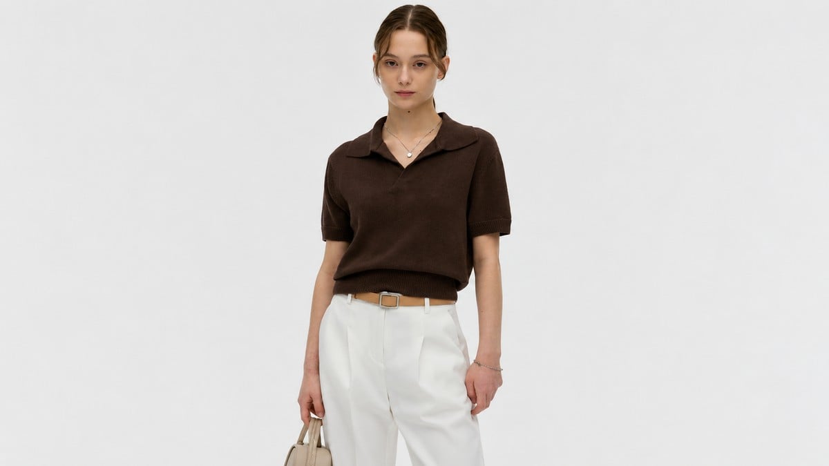 Bề mặt cashmere mịn và độ rủ tự nhiên trên thiết kế áo len