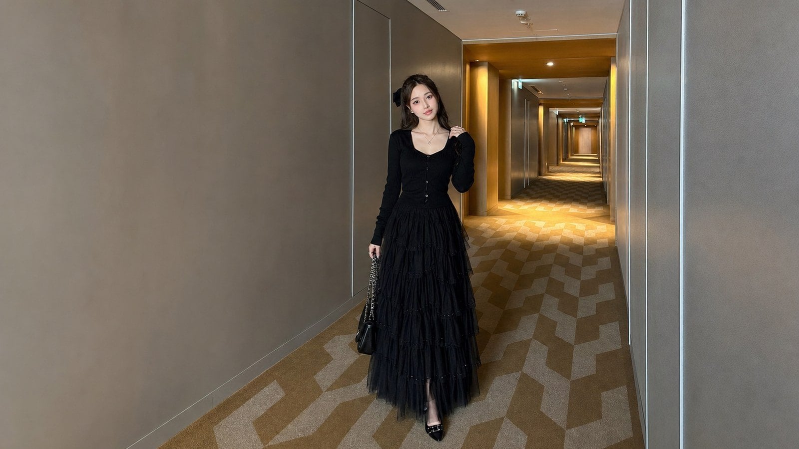 Chân váy dài đen phối theo set all black