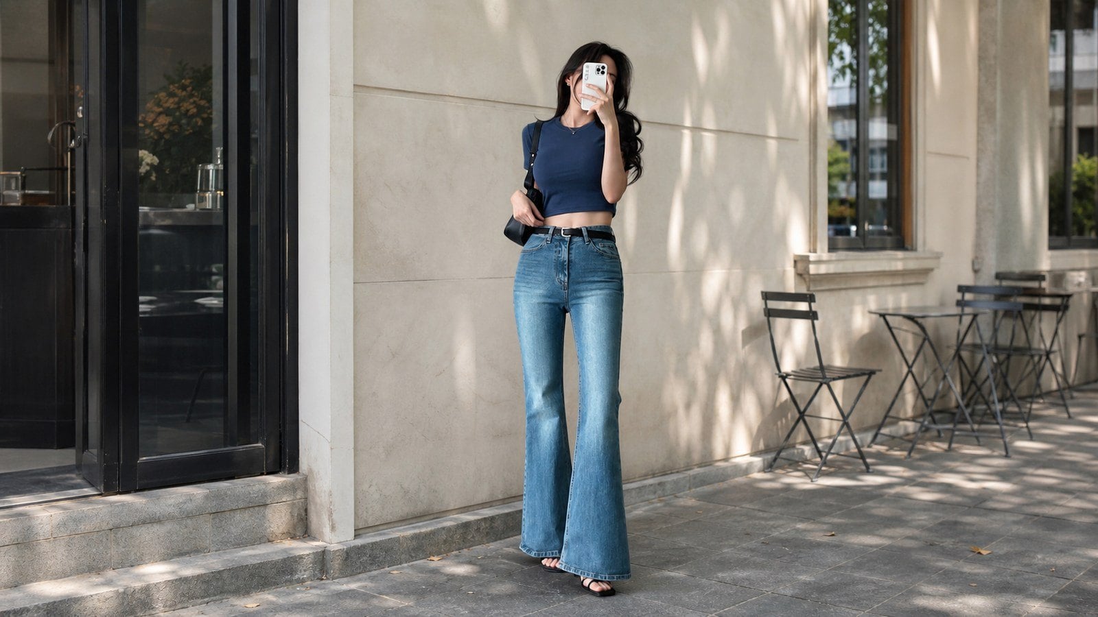 Quần ống loe cạp cao phối áo croptop gọn