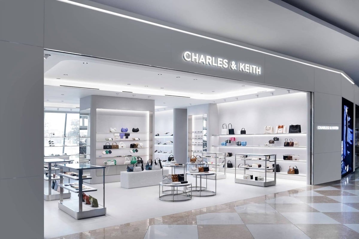Charles & Keith Vincom Đà Nẵng với phụ kiện nữ thanh lịch