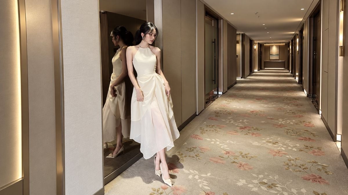 Đầm quấn ôm vừa cùng giày mũi gọn