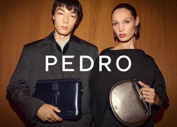 Pedro tại Đà Nẵng với phụ kiện smart casual cho nữ