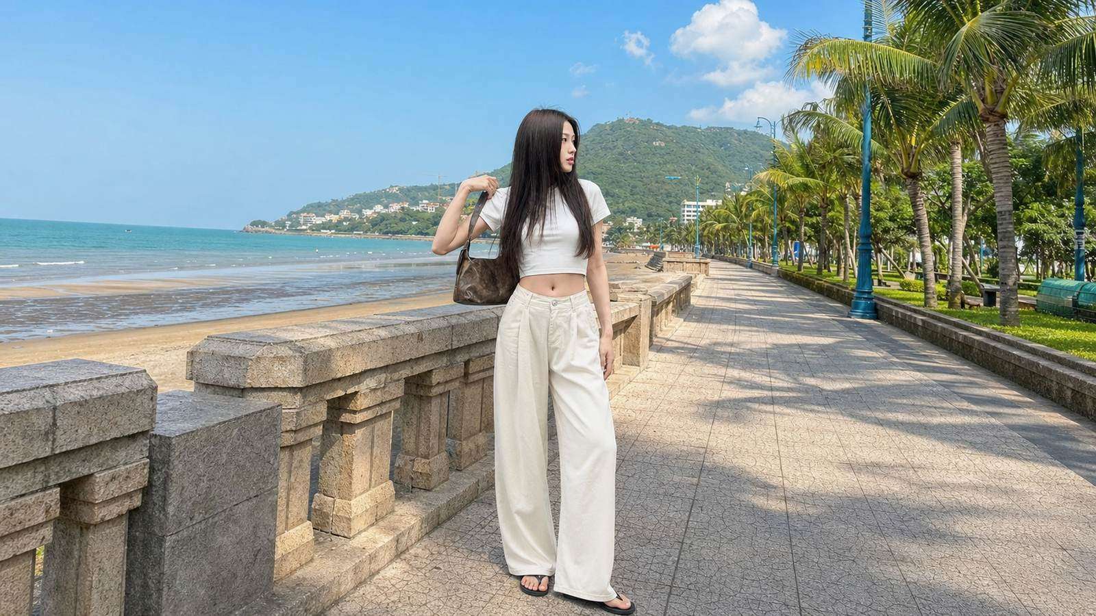 Croptop gọn phối quần ống rộng cạp cao cho Vũng Tàu