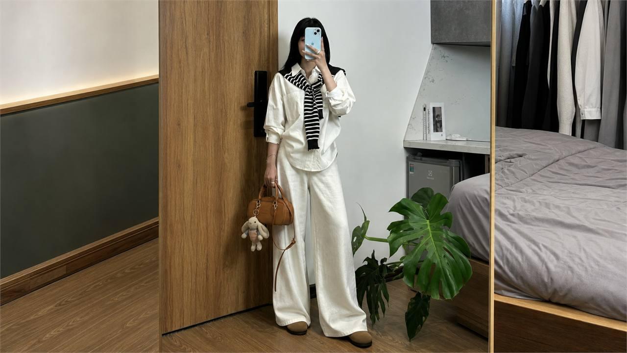 Quần tây ống rộng phối blouse, sơ mi, polo dệt hoặc blazer lịch sự