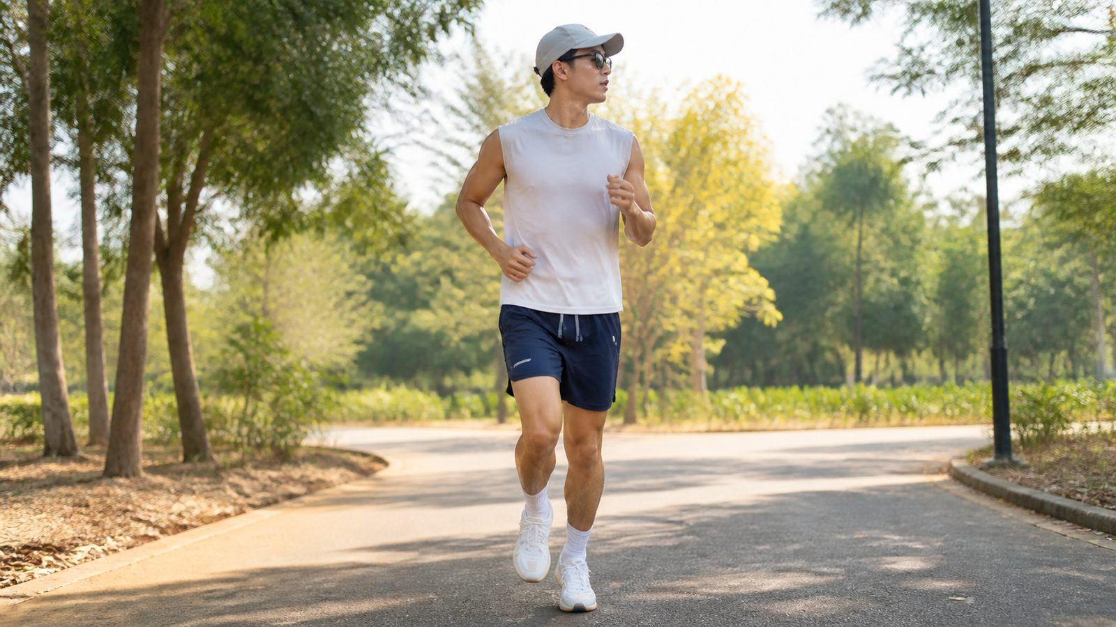 Outfit chạy bộ trời nóng với trang phục thoáng khí