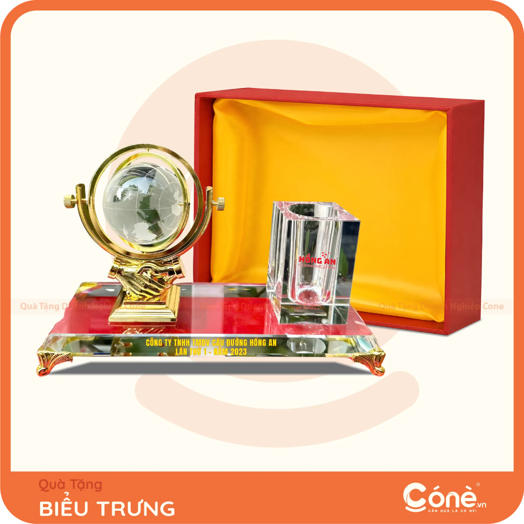 Biểu trưng địa cầu pha lê kèm ống cắm bút in logo Hồng An