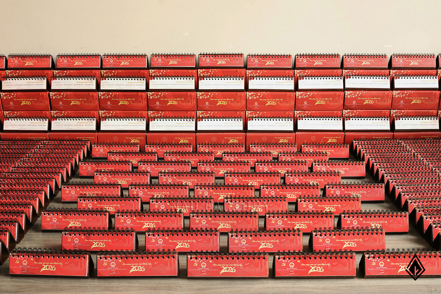 lịch gỗ form ngang