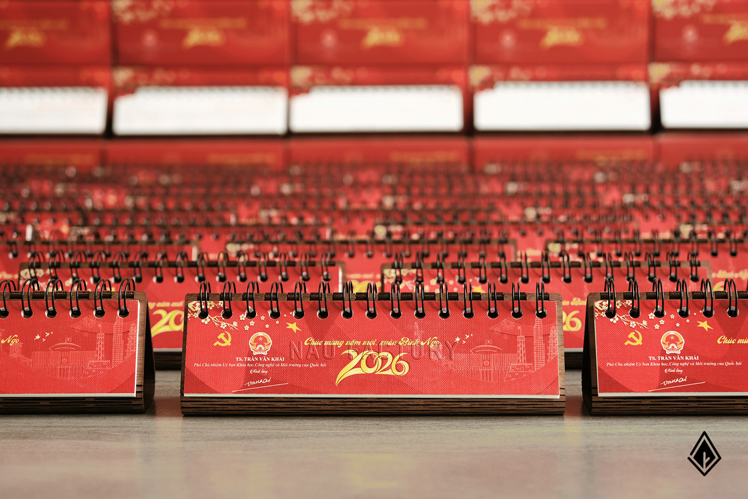 lịch gỗ form ngang