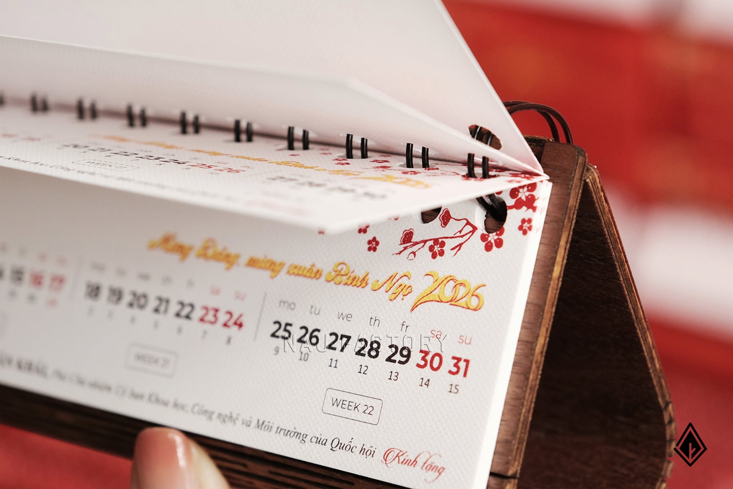 lịch gỗ form ngang