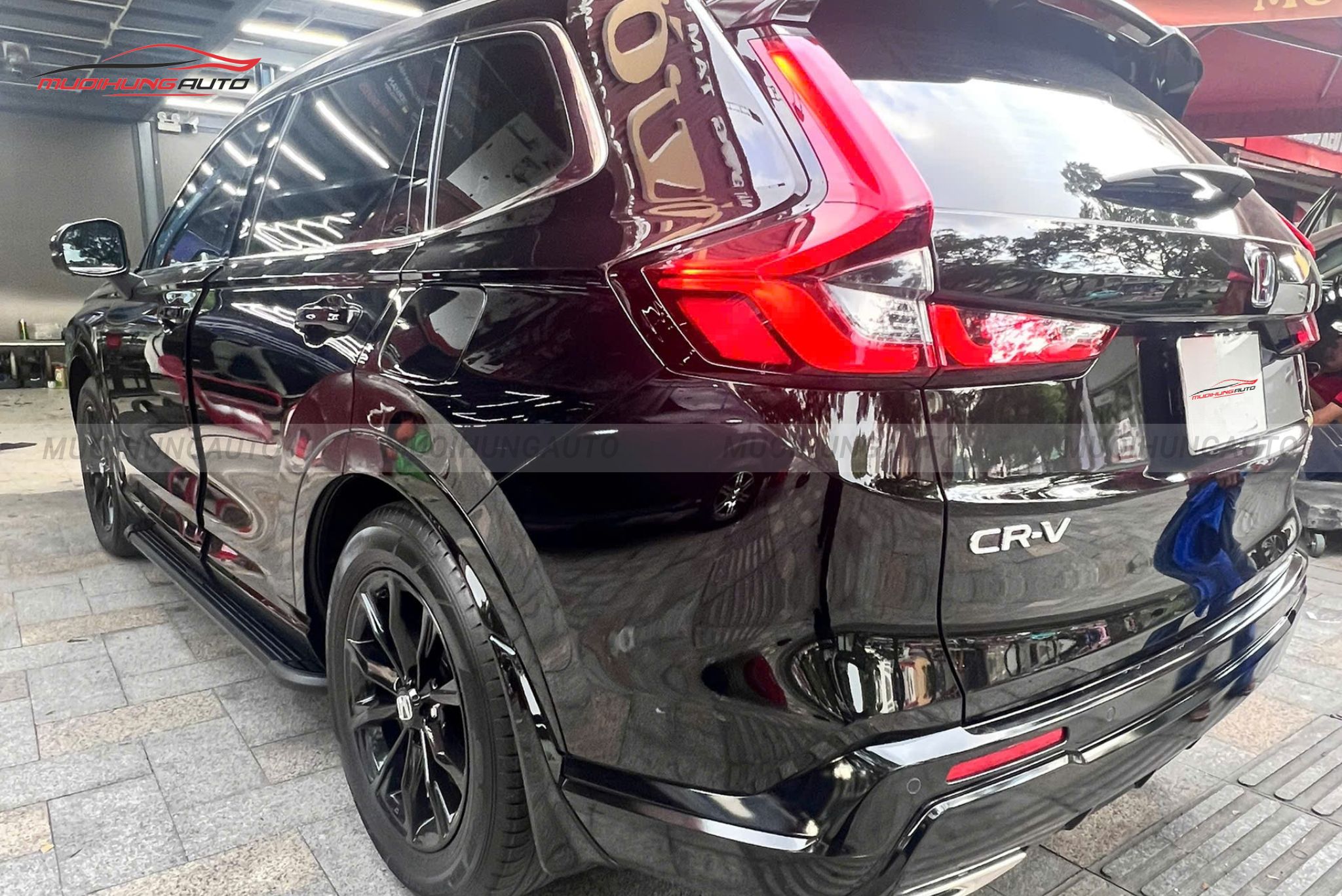 Bậc lên xuống Honda CRV 2025