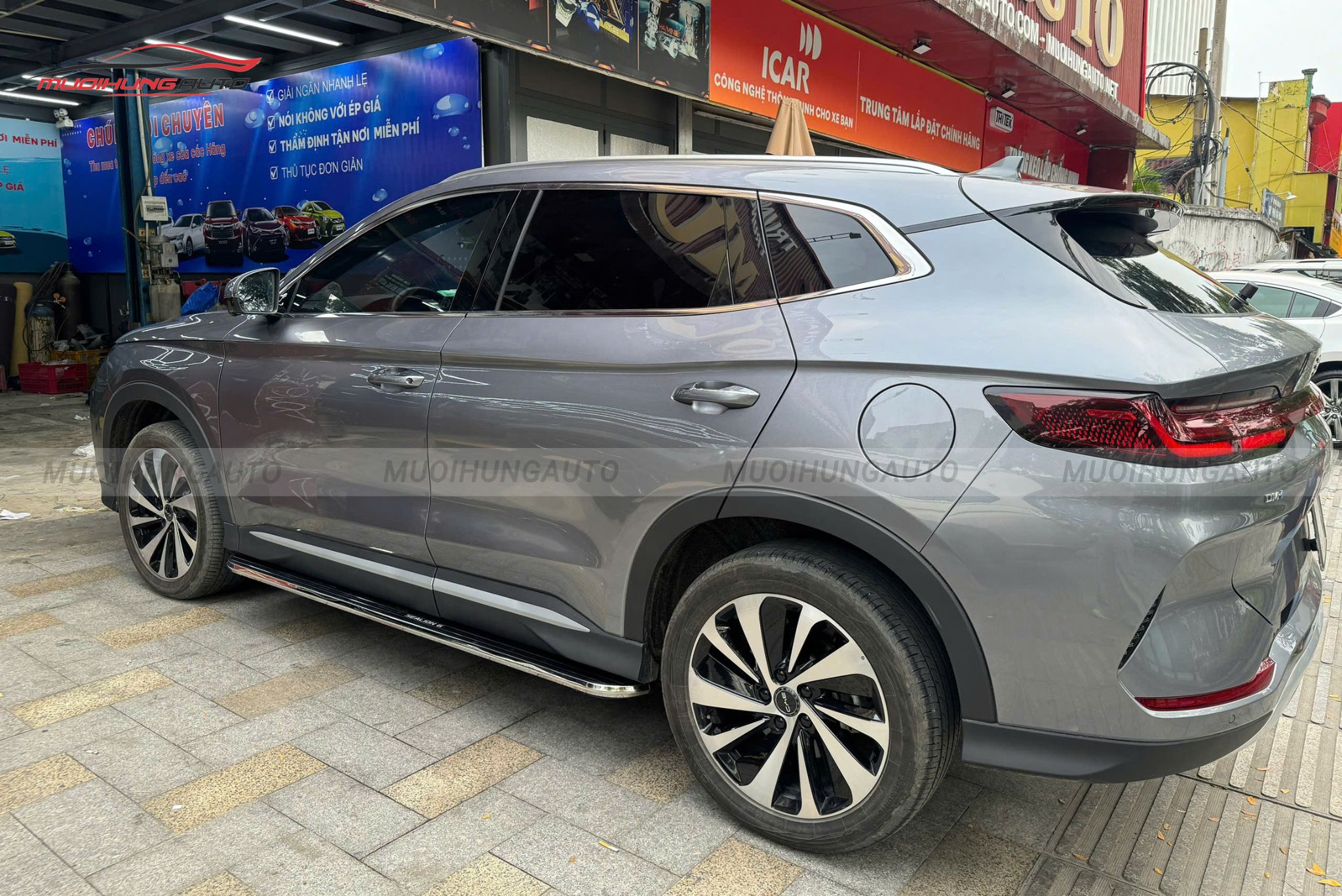 Bệ bước chân cho xe BYD Sealion 6