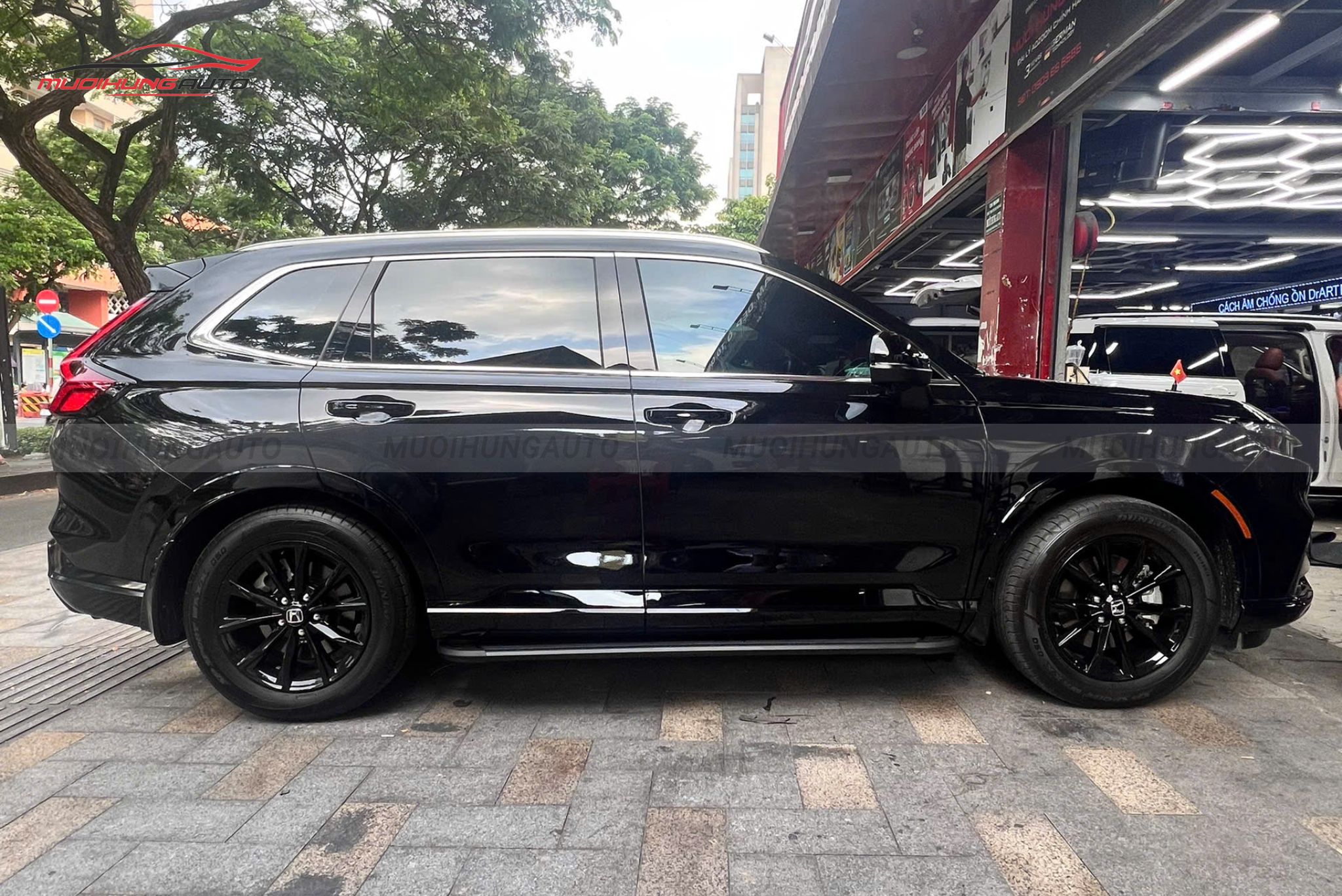 Bệ bước chân Honda CRV 2025