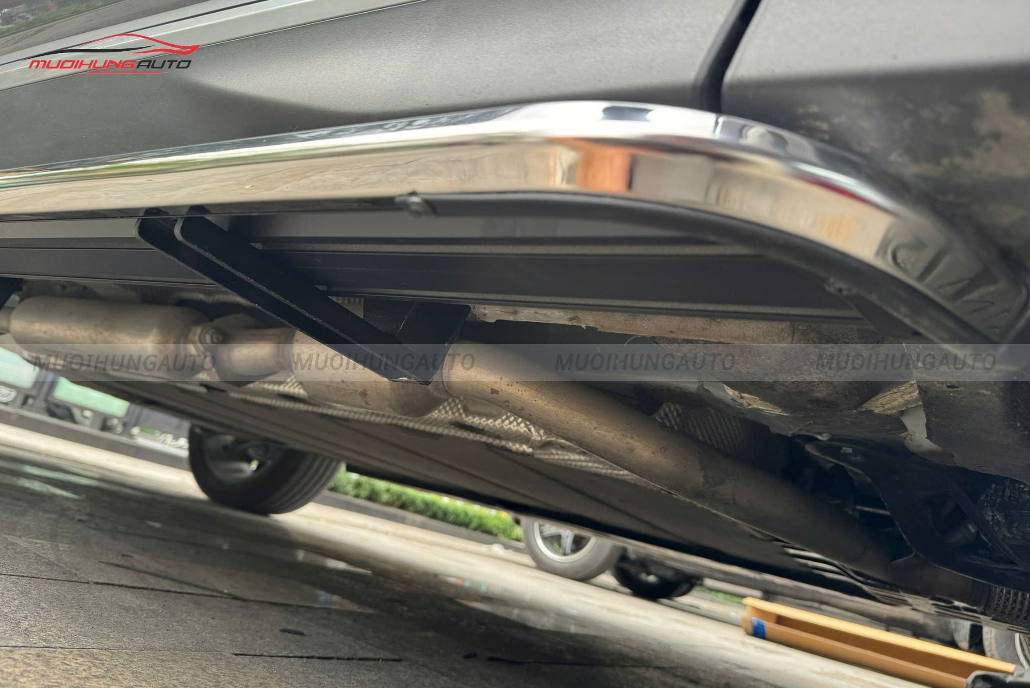 Bệ bước chân xe BYD Sealion 6