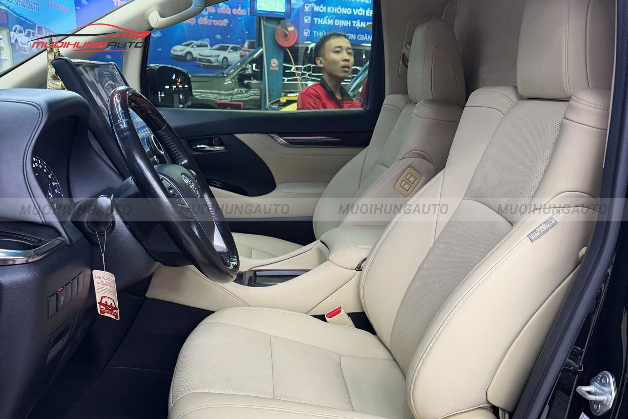 Bọc ghế da ô tô Toyota Alphard 2017
