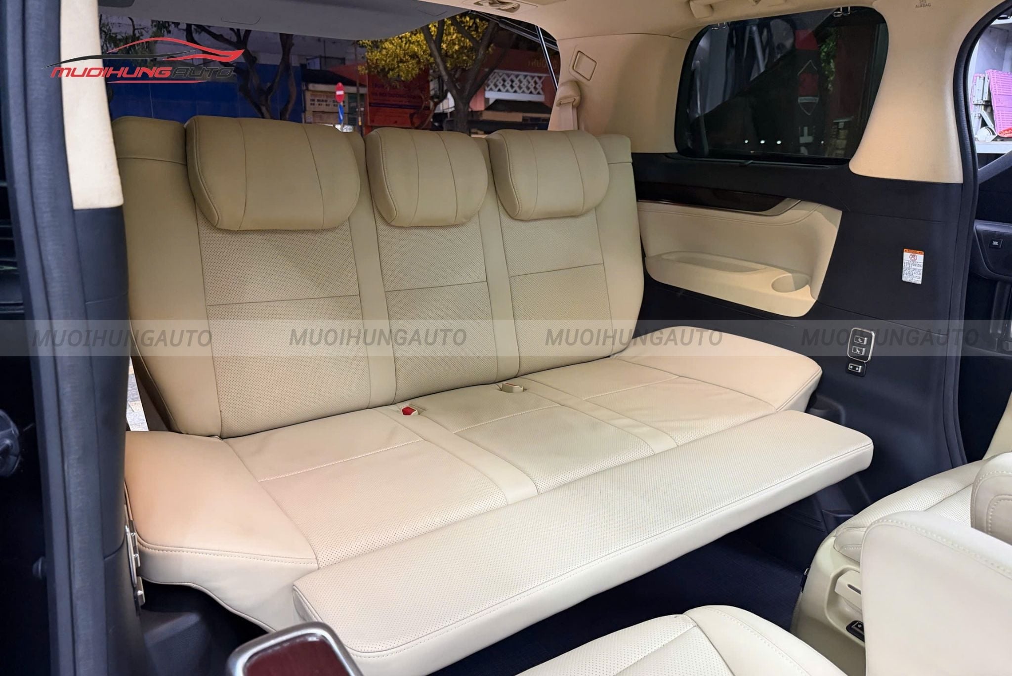 Bọc ghế da xe hơi Toyota Alphard 2017