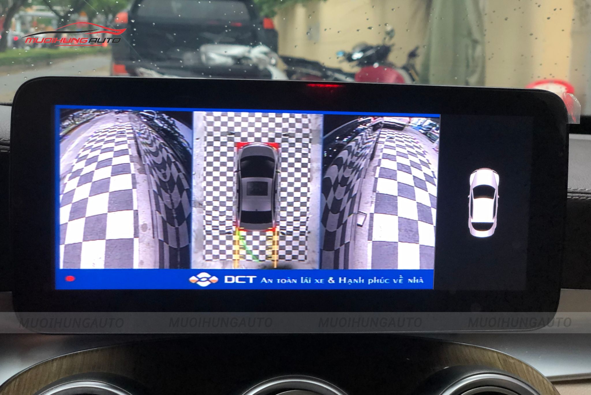 Camera 360 độ Mercedes C250