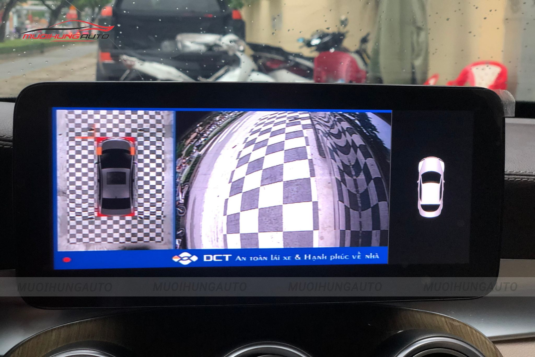 Camera 360 độ ô tô Mercedes C250