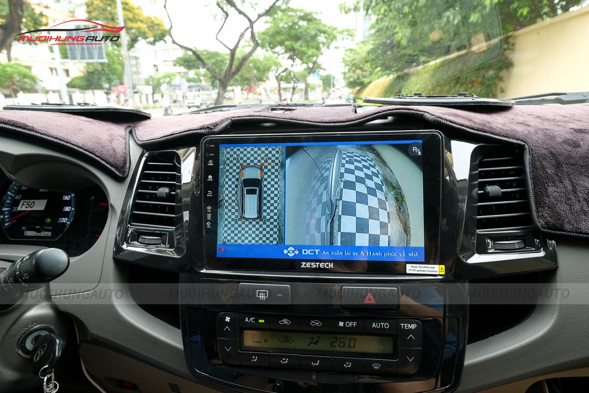 Camera 360 độ xe Toyota Fortuner 2010