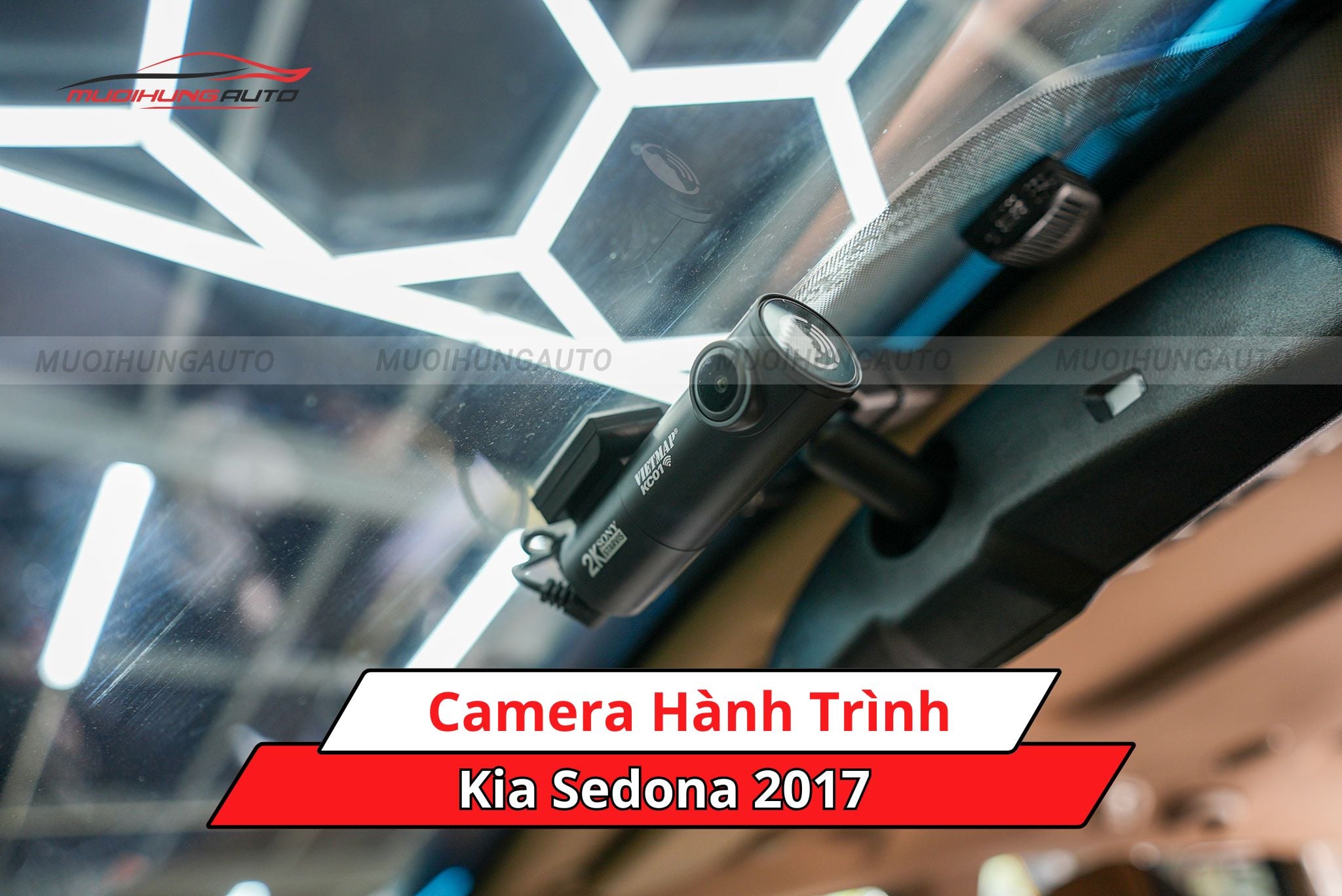 Camera hành trình Kia Sedona 2017