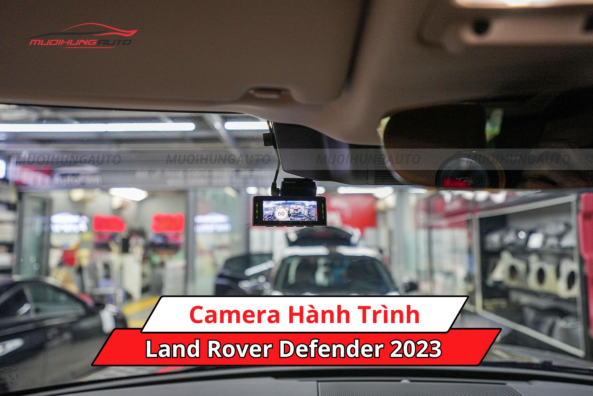 Camera hành trình Land Rover Defender 2023