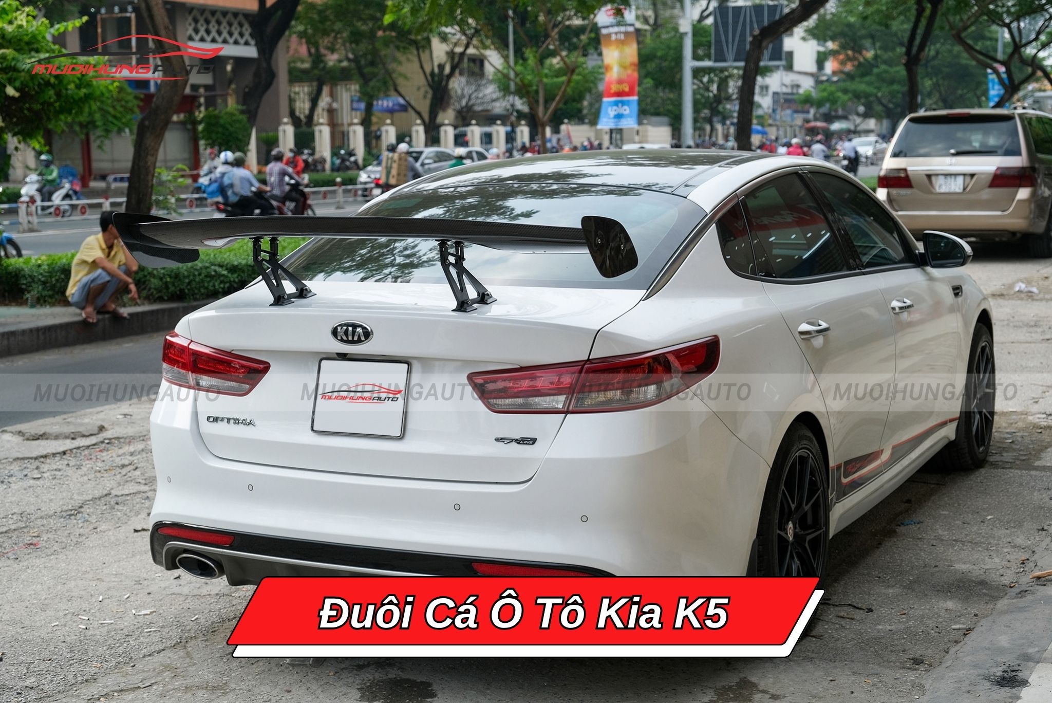 Cánh đuôi ô tô Kia K5