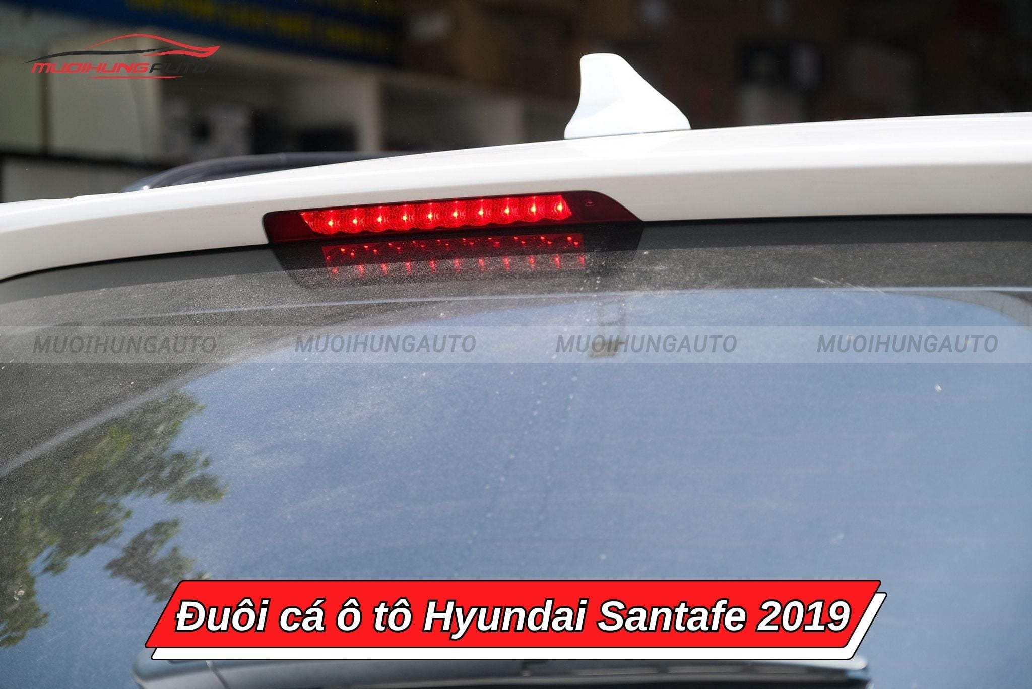 Cánh gió xe ô tô Hyundai Santafe 2019