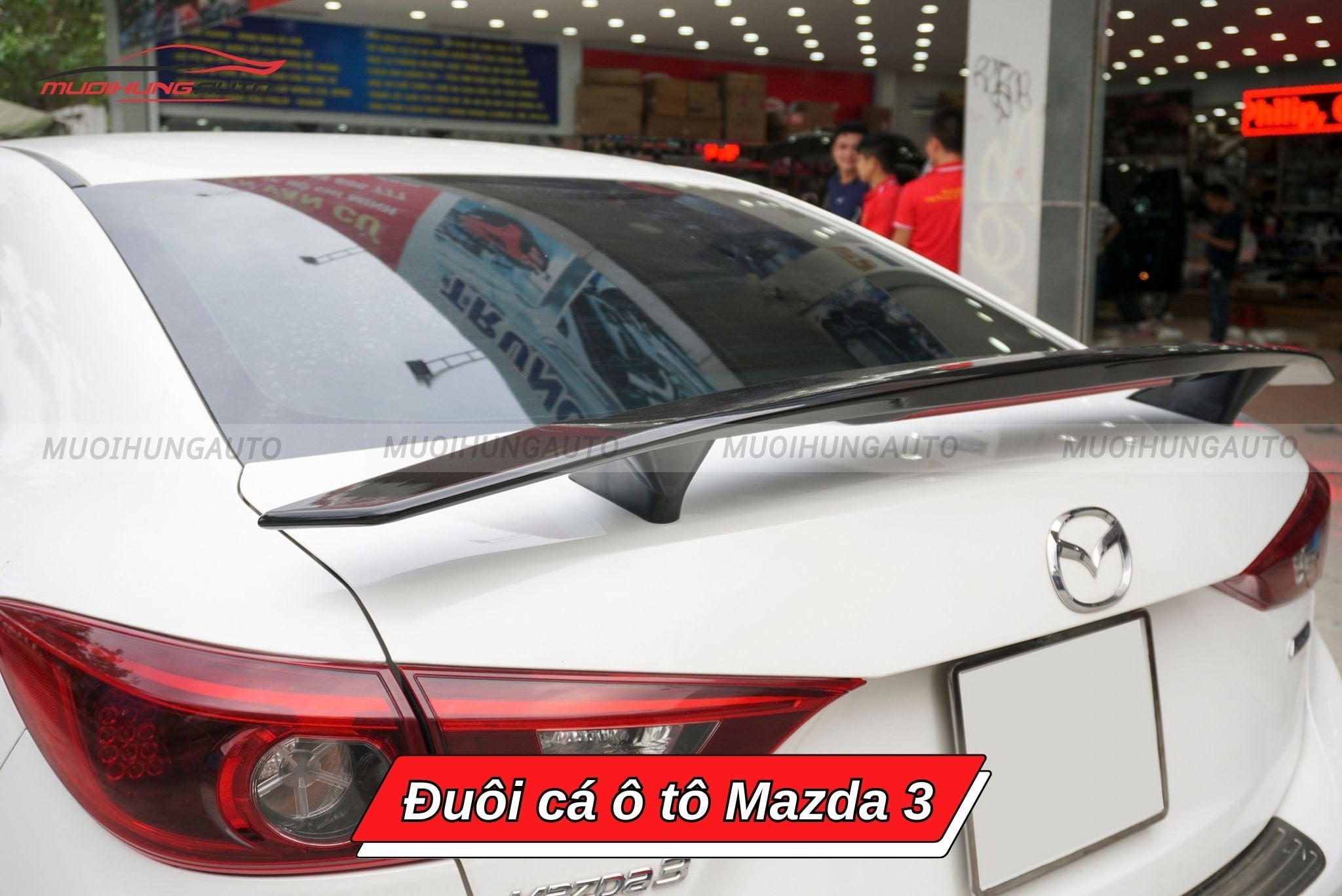 Cánh lướt gió ô tô Mazda 3