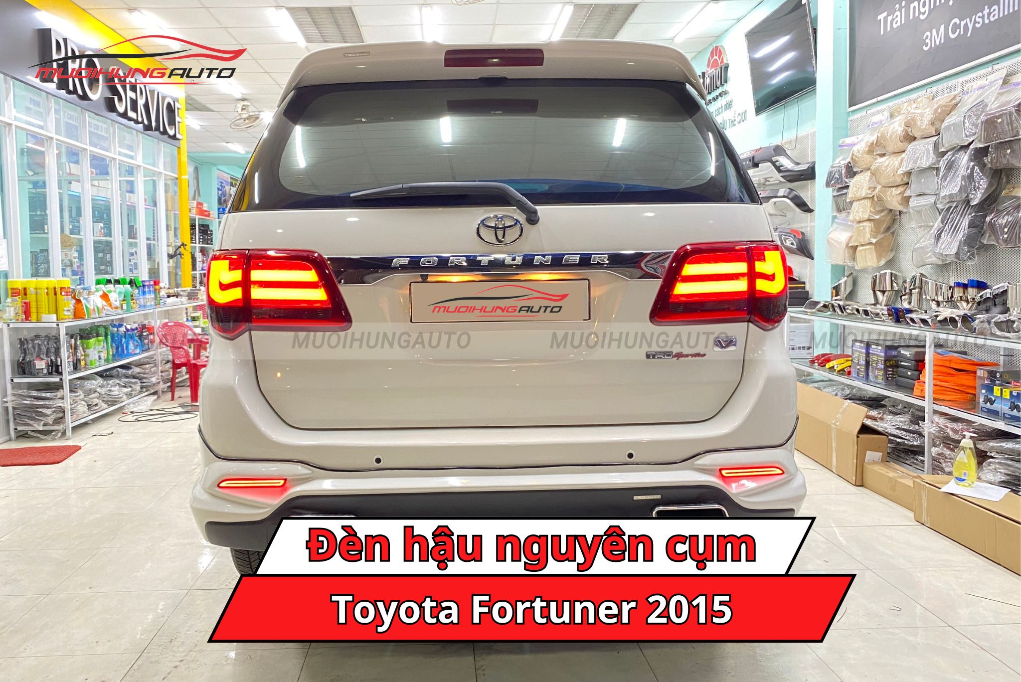Đèn hậu nguyên cụm Toyota Fortuner 2015